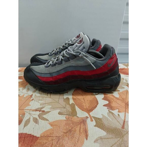 Nike Air Max 95 Essential Grey Men’s Running Shoes Size 11 749766-025 - Picture 1 of 6